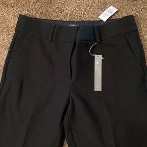 LOFT. BLACK SLIM DRESS PANTS. SIZE 6. NWT